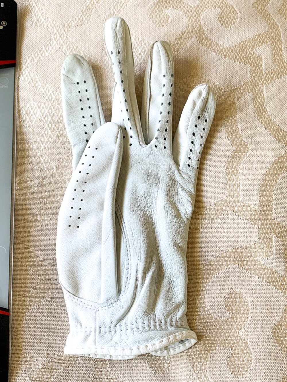 Titleist Women's Golf Glove Left Hand Sz L White Leather Country Club Bear Creek - Picture 10 of 13